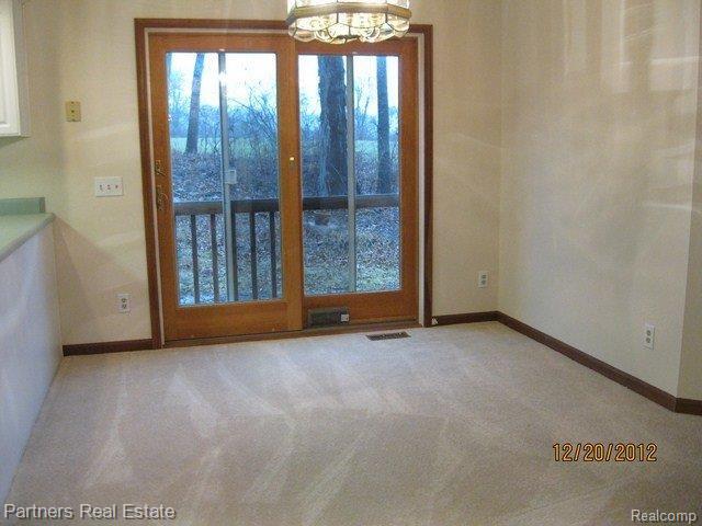7303 Clyde Road Fenton, MI 48430 - Photo 4 of 15 Dining Room