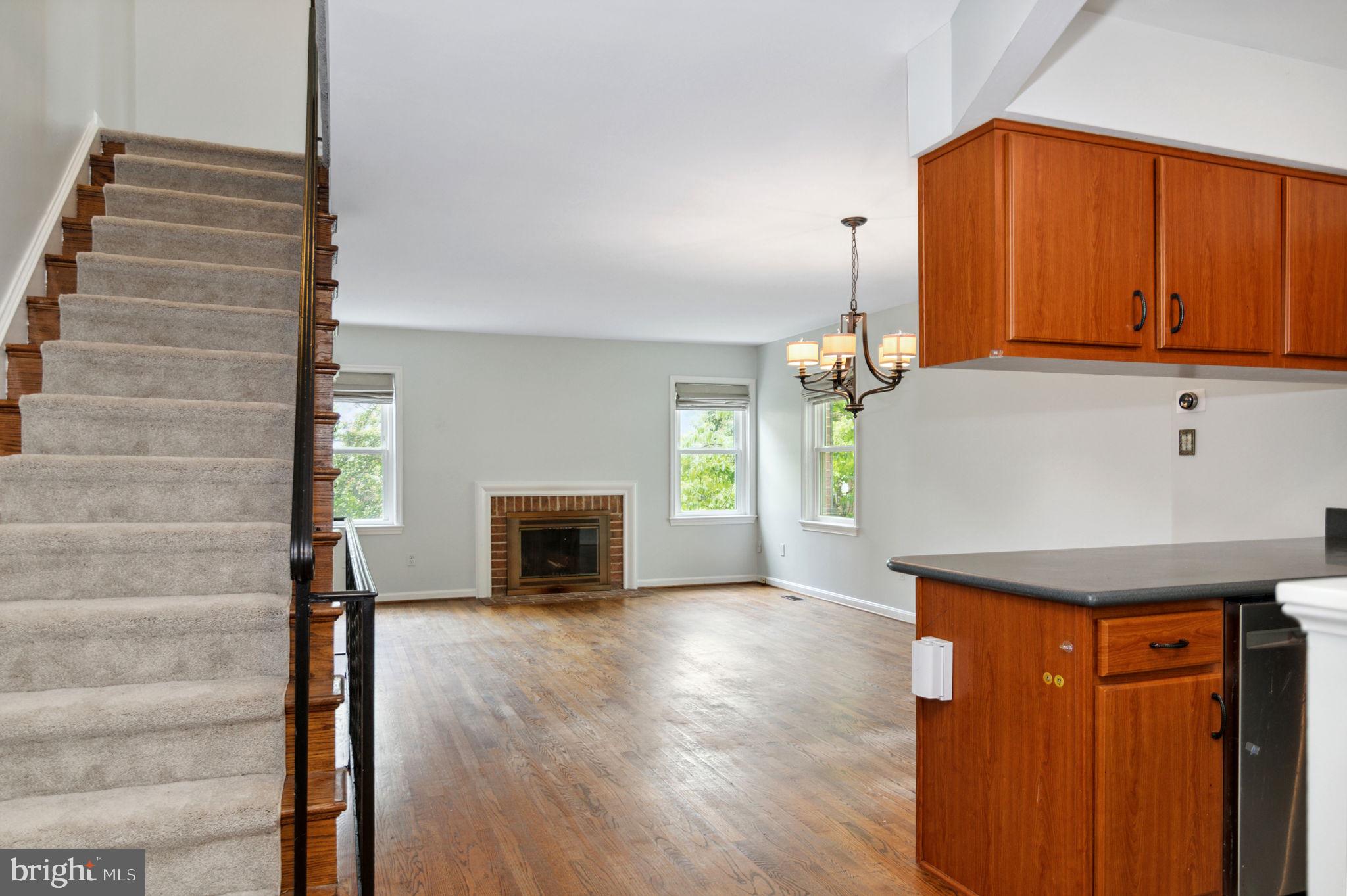 2021 South Glebe Road Arlington, VA 22206 - Photo 7 of 34 Gallery Image 7