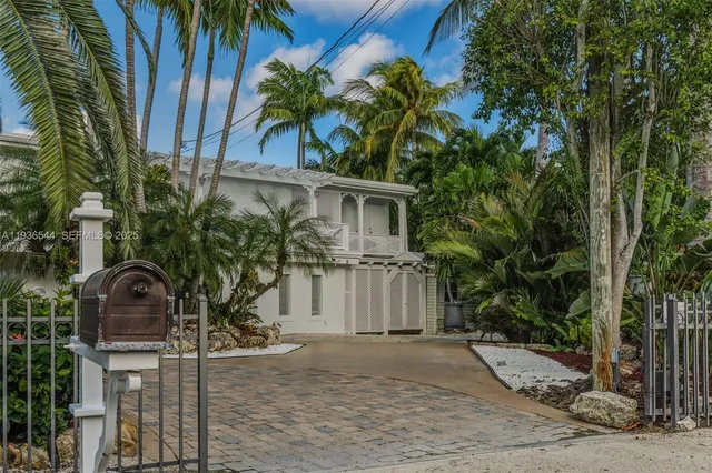 $13,000 | 16 North Drive, Key Largo, FL 33037