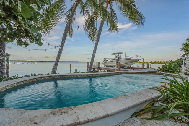 $13,000 | 16 North Drive, Key Largo, FL 33037