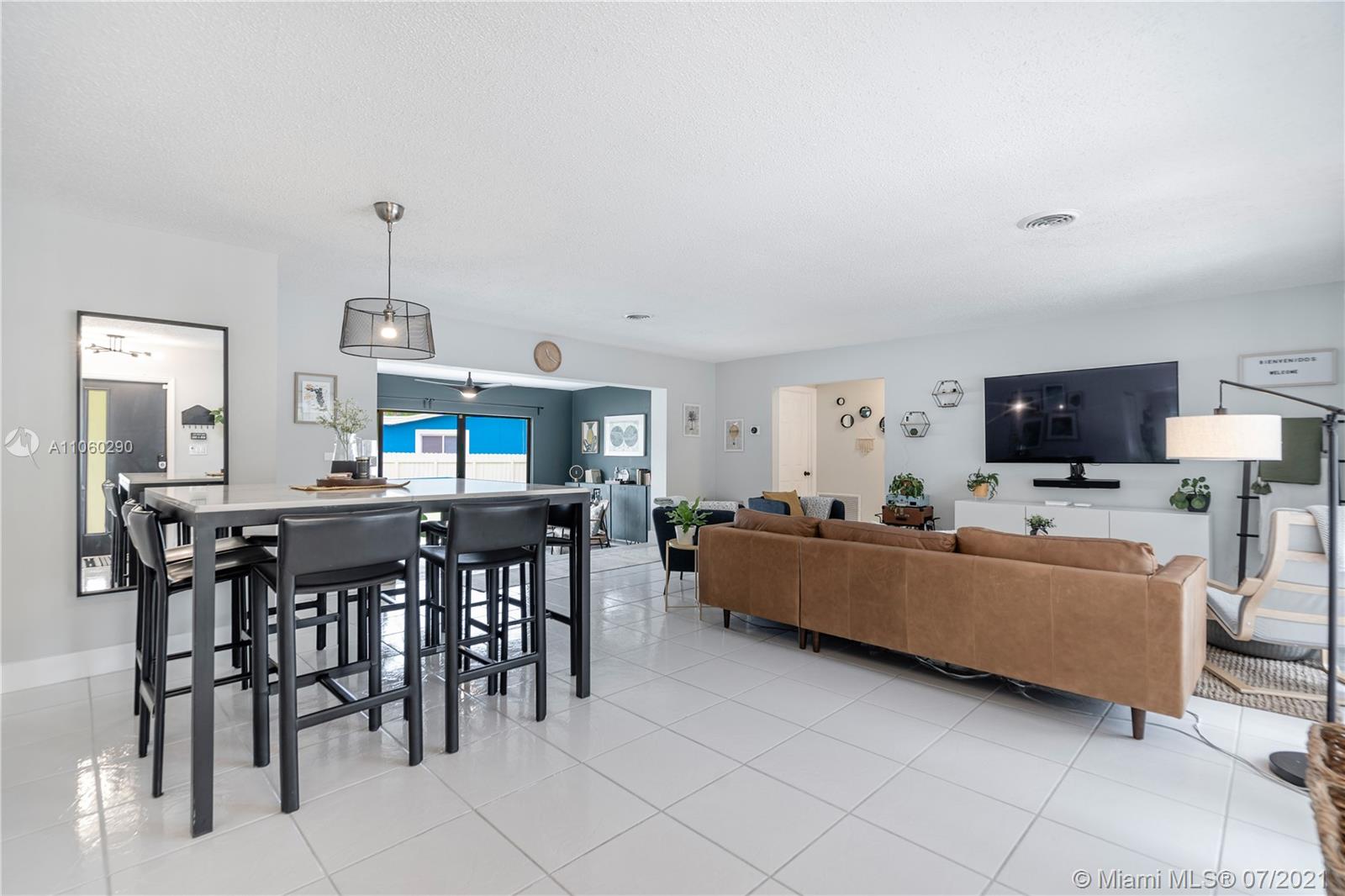1516 North Park Road Hollywood, FL 33021 - Photo 11 of 35 Gallery Image 11