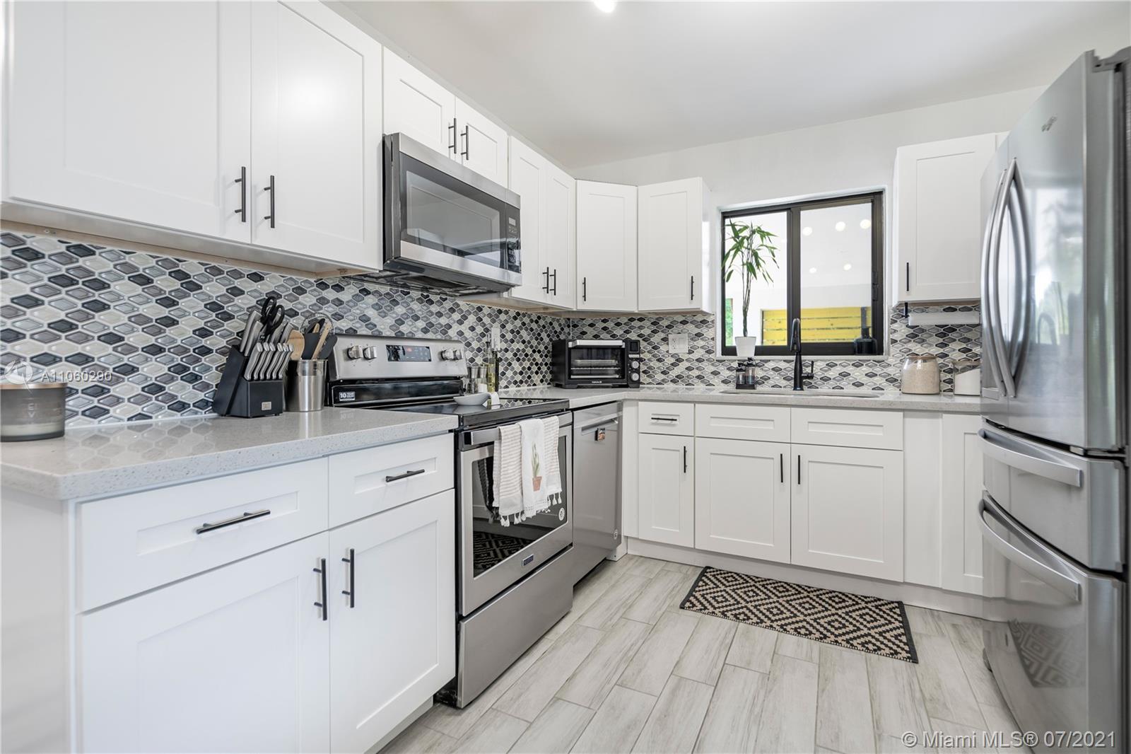 1516 North Park Road Hollywood, FL 33021 - Photo 15 of 35 Gallery Image 15