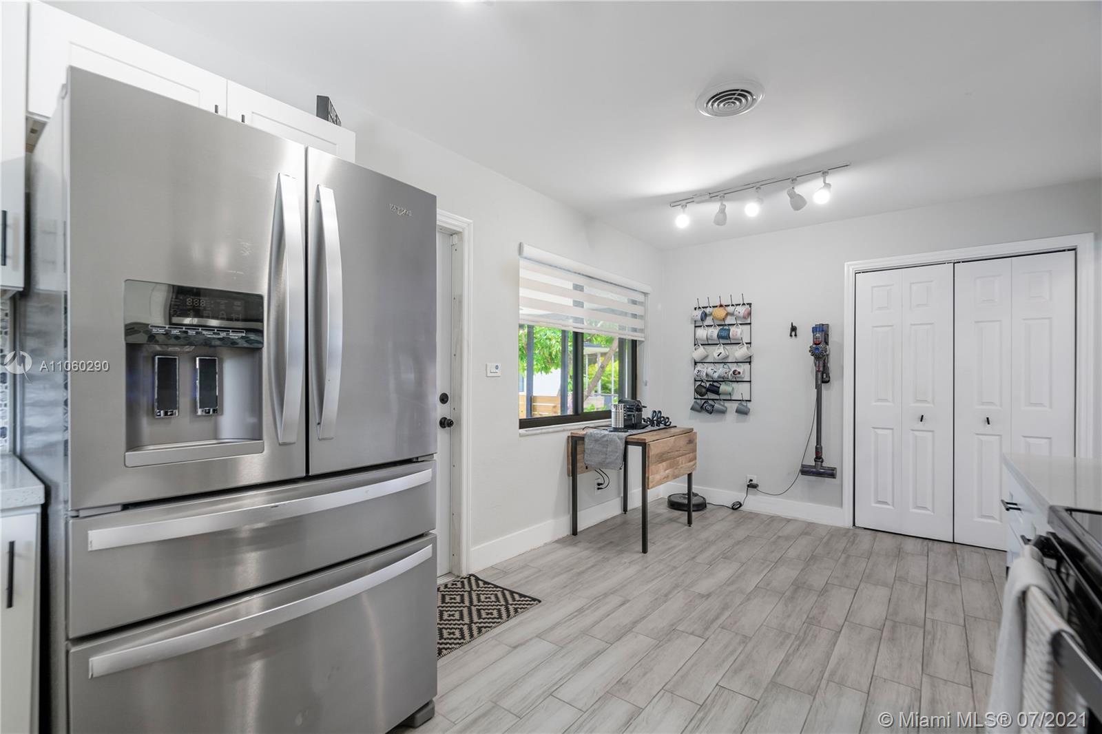 1516 North Park Road Hollywood, FL 33021 - Photo 17 of 35 Gallery Image 17