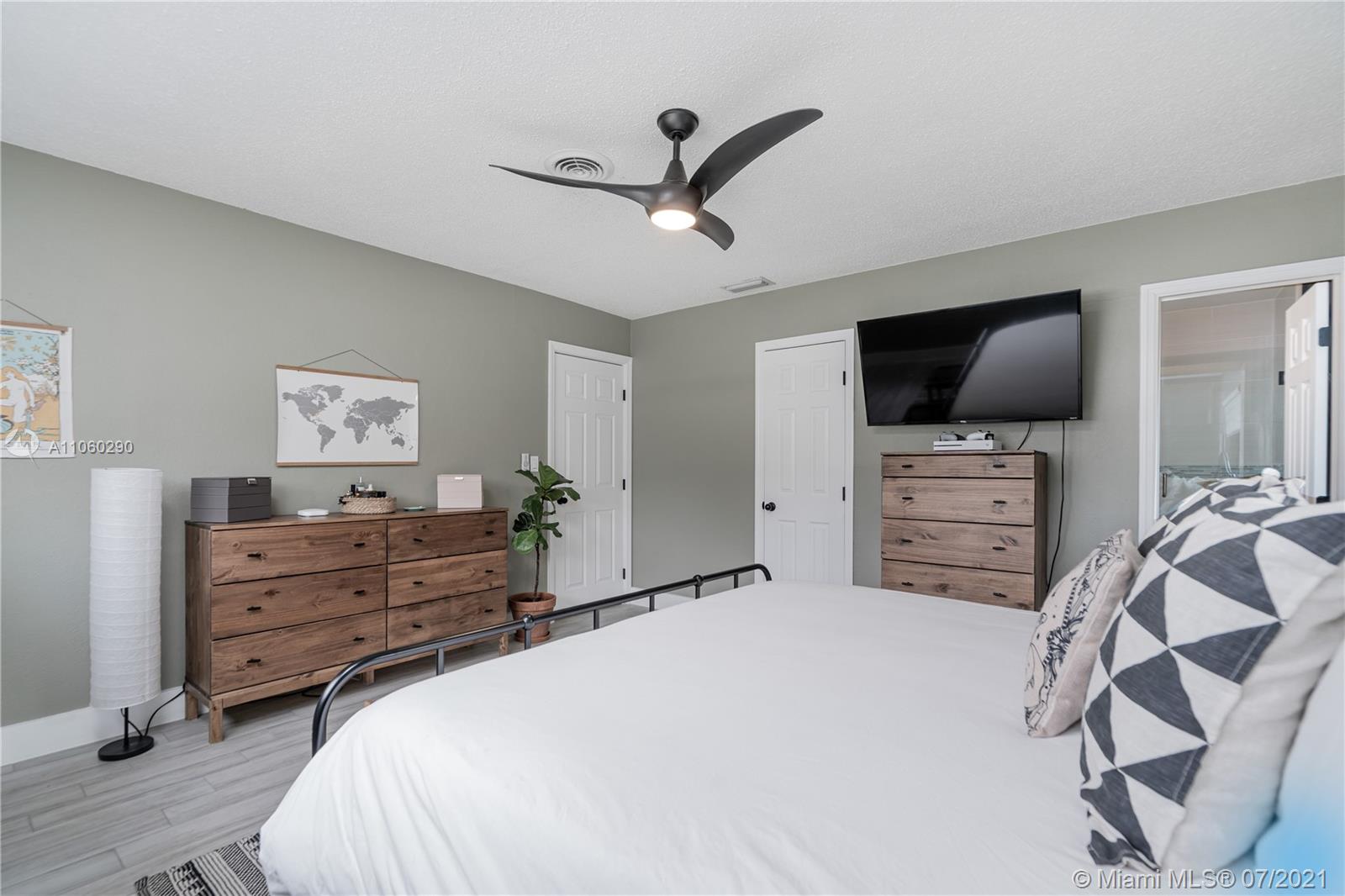 1516 North Park Road Hollywood, FL 33021 - Photo 19 of 35 Gallery Image 19