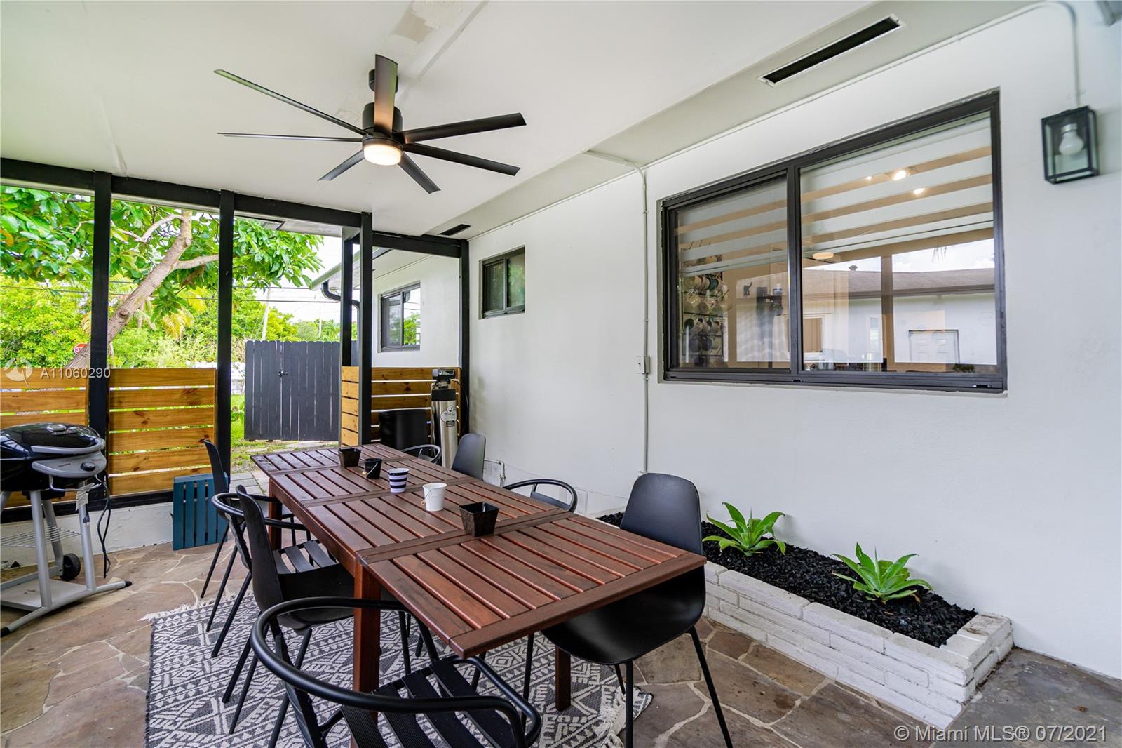 1516 North Park Road Hollywood, FL 33021 - Photo 26 of 35 Gallery Image 26