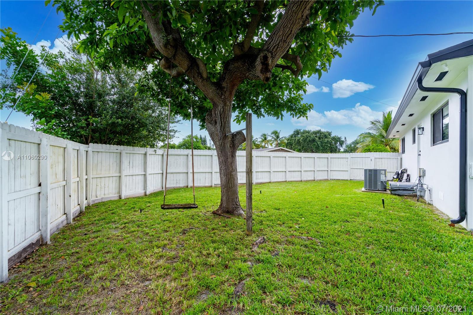1516 North Park Road Hollywood, FL 33021 - Photo 32 of 35 Gallery Image 32