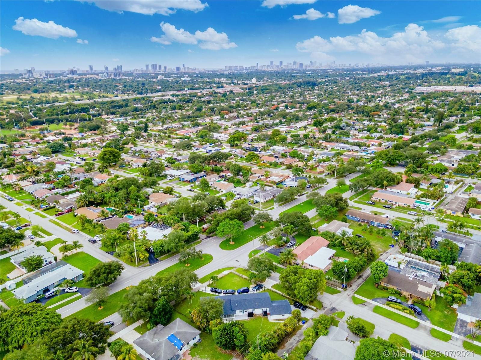 1516 North Park Road Hollywood, FL 33021 - Photo 35 of 35 Gallery Image 35