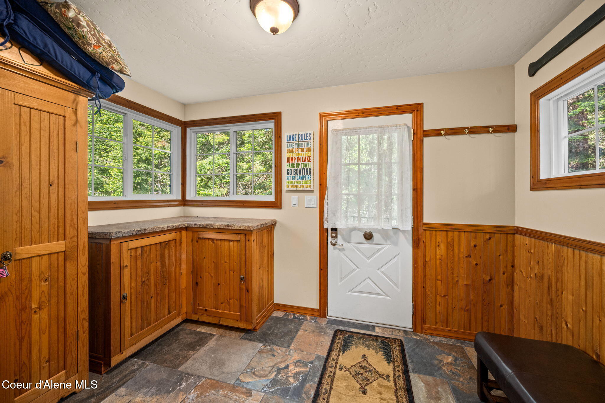19503 East Hayden Lake Road Hayden, ID 83835 - Photo 27 of 72 Mud Room