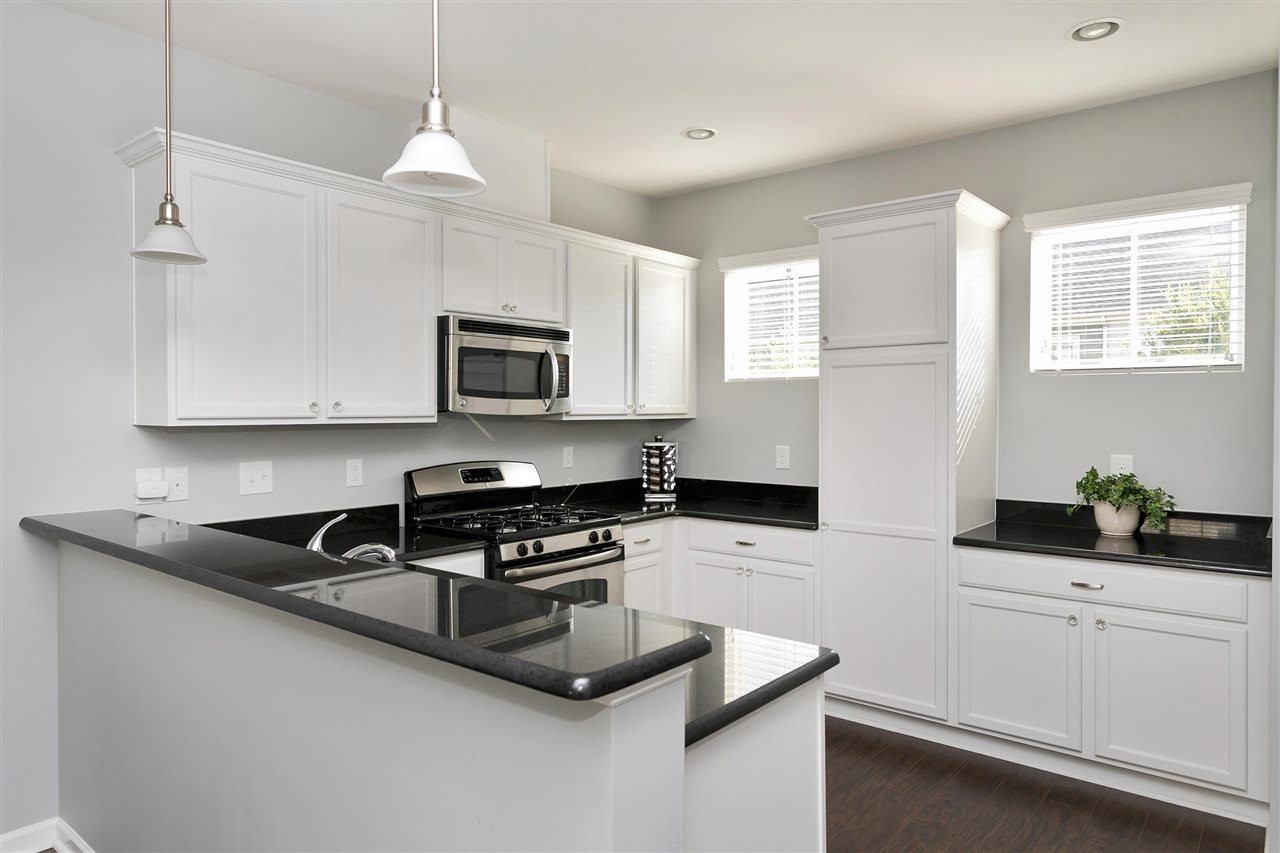 1425 Crafton Way Raleigh, NC 27607 - Photo 4 of 29 Photo 4