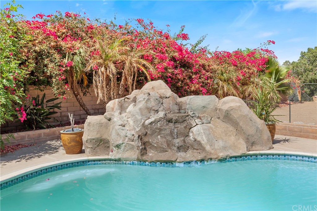 16220 Vía Rancho Riverside, CA 92506 - Photo 1 of 1