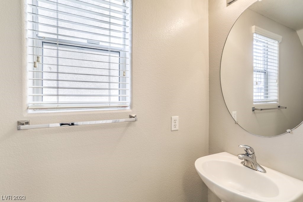 7304 Plantanus Road Las Vegas, NV 89113 - Photo 17 of 36