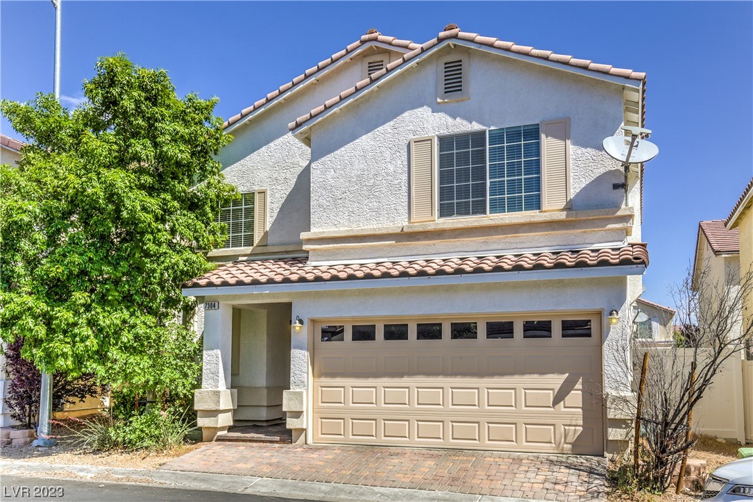 7304 Plantanus Road Las Vegas, NV 89113 - Photo 3 of 36