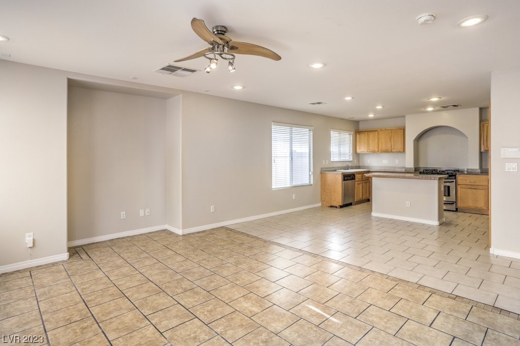 7304 Plantanus Road Las Vegas, NV 89113 - Photo 9 of 36