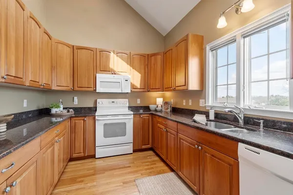 $699,900 | 55 Apple Blossom Lane, Unit 8, Lynn, MA 01904