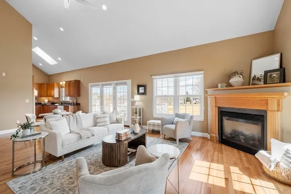 $699,900 | 55 Apple Blossom Lane, Unit 8, Lynn, MA 01904