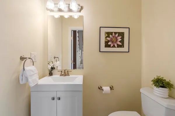 $699,900 | 55 Apple Blossom Lane, Unit 8, Lynn, MA 01904