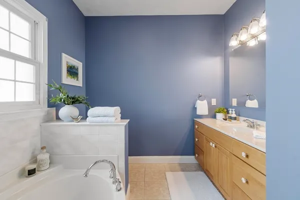 $699,900 | 55 Apple Blossom Lane, Unit 8, Lynn, MA 01904