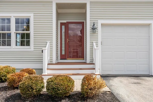$699,900 | 55 Apple Blossom Lane, Unit 8, Lynn, MA 01904