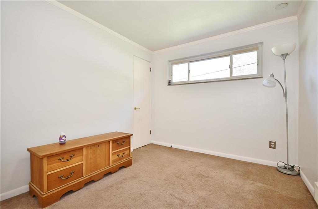 162 Drake Road Bethel Park, PA 15102 - Photo 11 of 22 Gallery Image 11