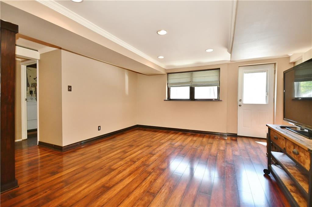 162 Drake Road Bethel Park, PA 15102 - Photo 13 of 22 Gallery Image 13