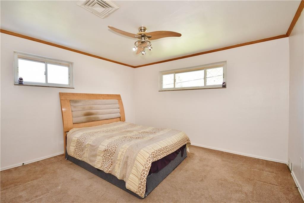 162 Drake Road Bethel Park, PA 15102 - Photo 9 of 22 Gallery Image 9
