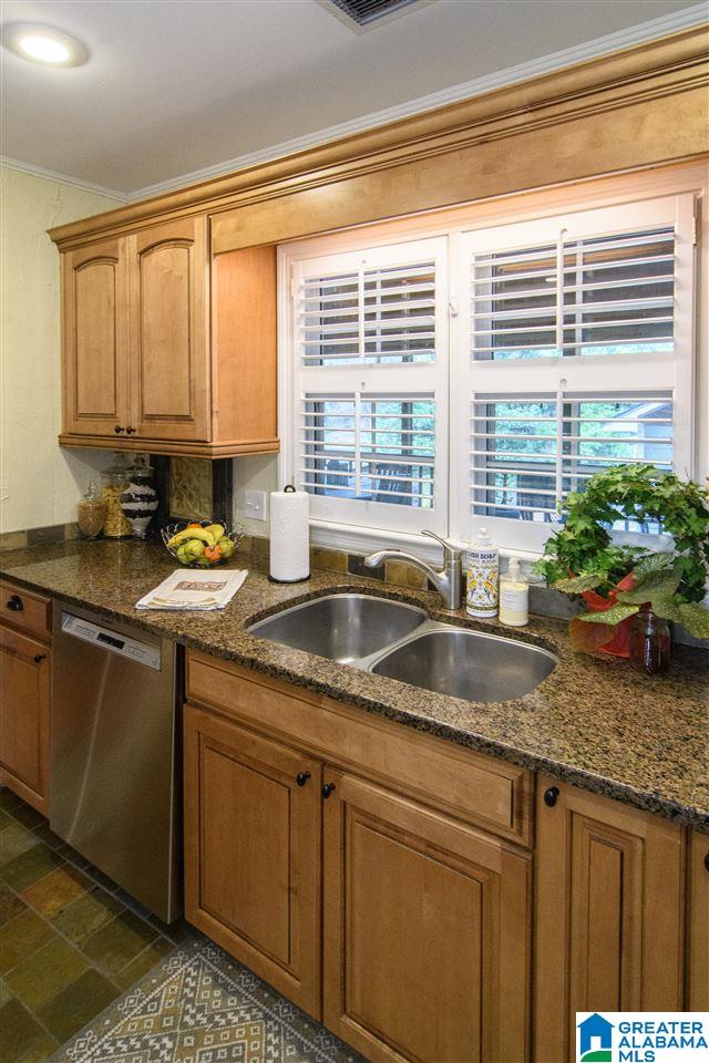 1818 Lk Rdg Road Birmingham, AL 35216 - Photo 14 of 50