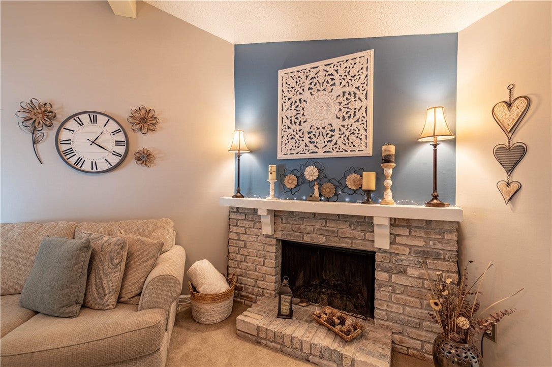 2893 Grove Court Decatur, IL 62521 - Photo 5 of 24 Gallery Image 5