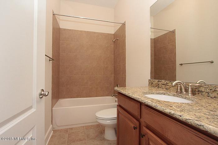 3895 Tar Kiln Road Jacksonville, FL 32223 - Photo 12 of 16 bath2