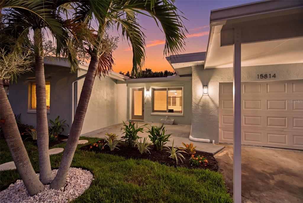 15814 3rd Street East Redington Beach, FL 33708 - Photo 2 of 38 Gallery Image 2