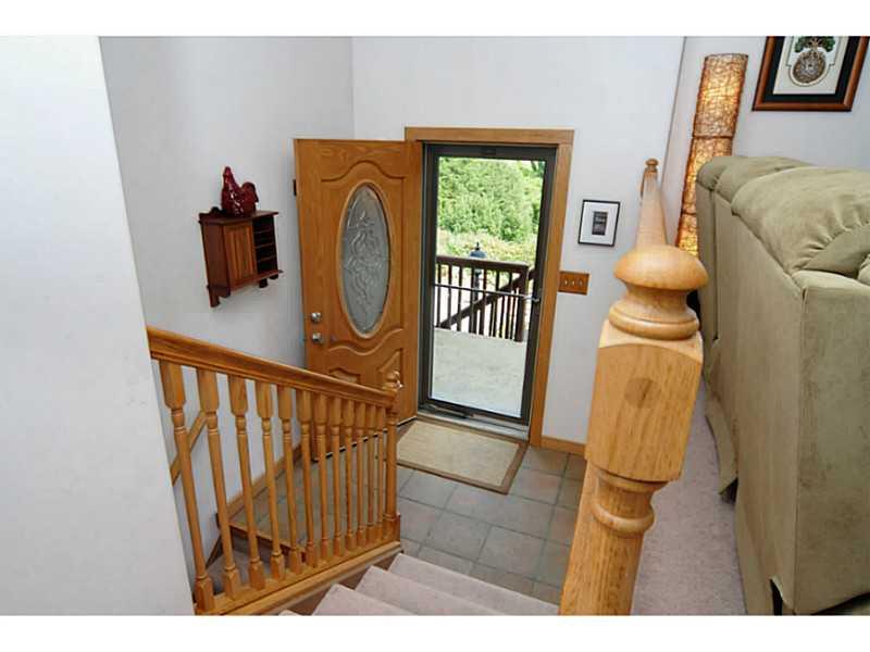 448 Noll Road Georgetown, PA 15043 - Photo 2 of 21 Entry/Foyer.