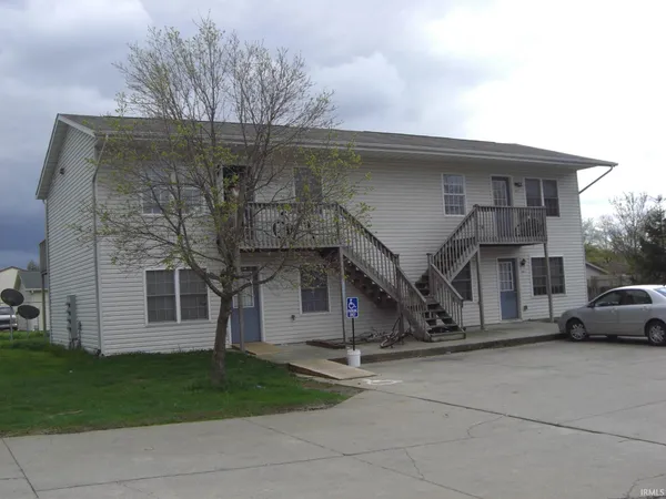 $895 | 5217 Raubs Lane, Bloomington, IN 47404