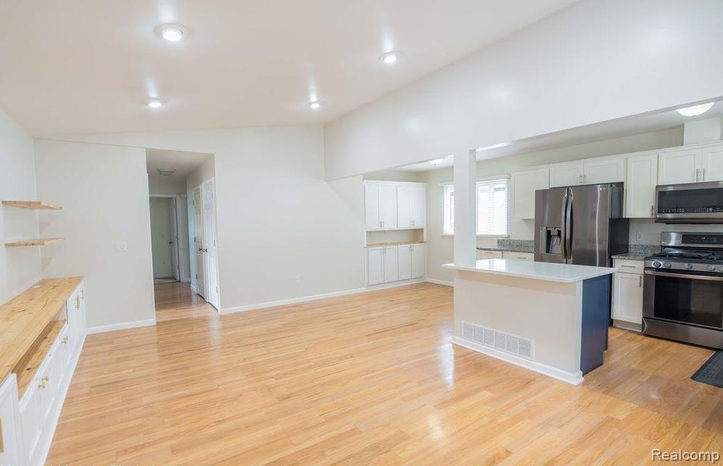 3452 Cone Avenue Rochester Hills, MI 48309 - Photo 6 of 21