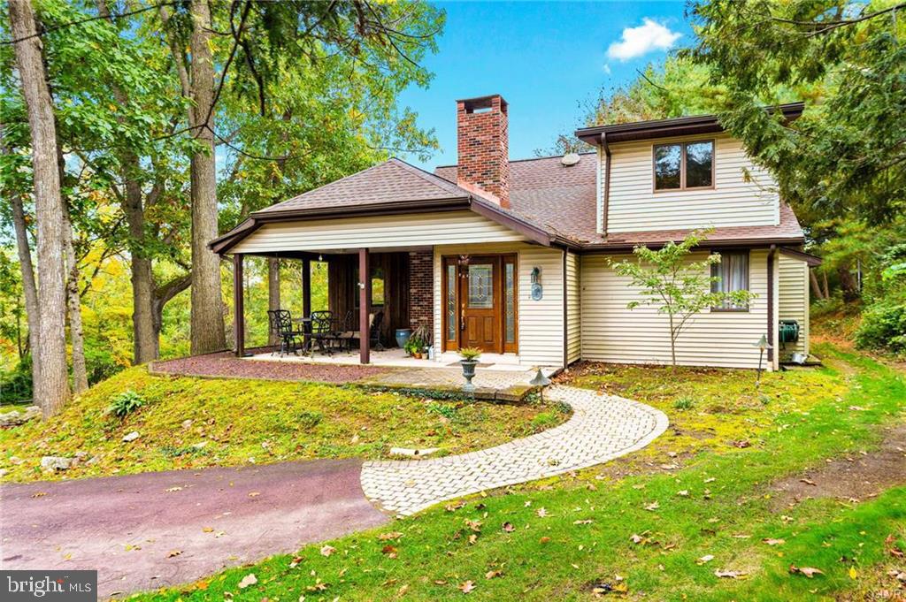 3433 Oak Hill Road Emmaus, PA 18049 - Photo 5 of 33 Gallery Image 5