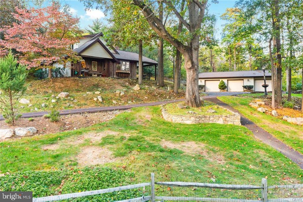 3433 Oak Hill Road Emmaus, PA 18049 - Photo 10 of 33 Gallery Image 10