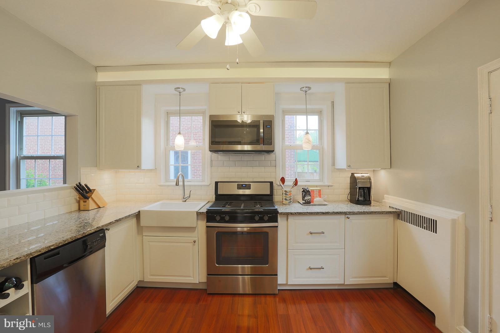 4633 Harcourt Road Baltimore, MD 21214 - Photo 12 of 30 Kitchen