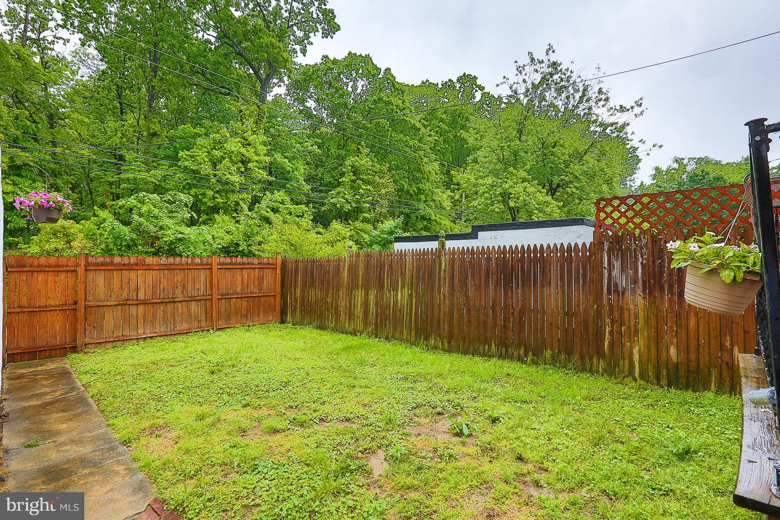 4633 Harcourt Road Baltimore, MD 21214 - Photo 29 of 30 Exterior (Rear)