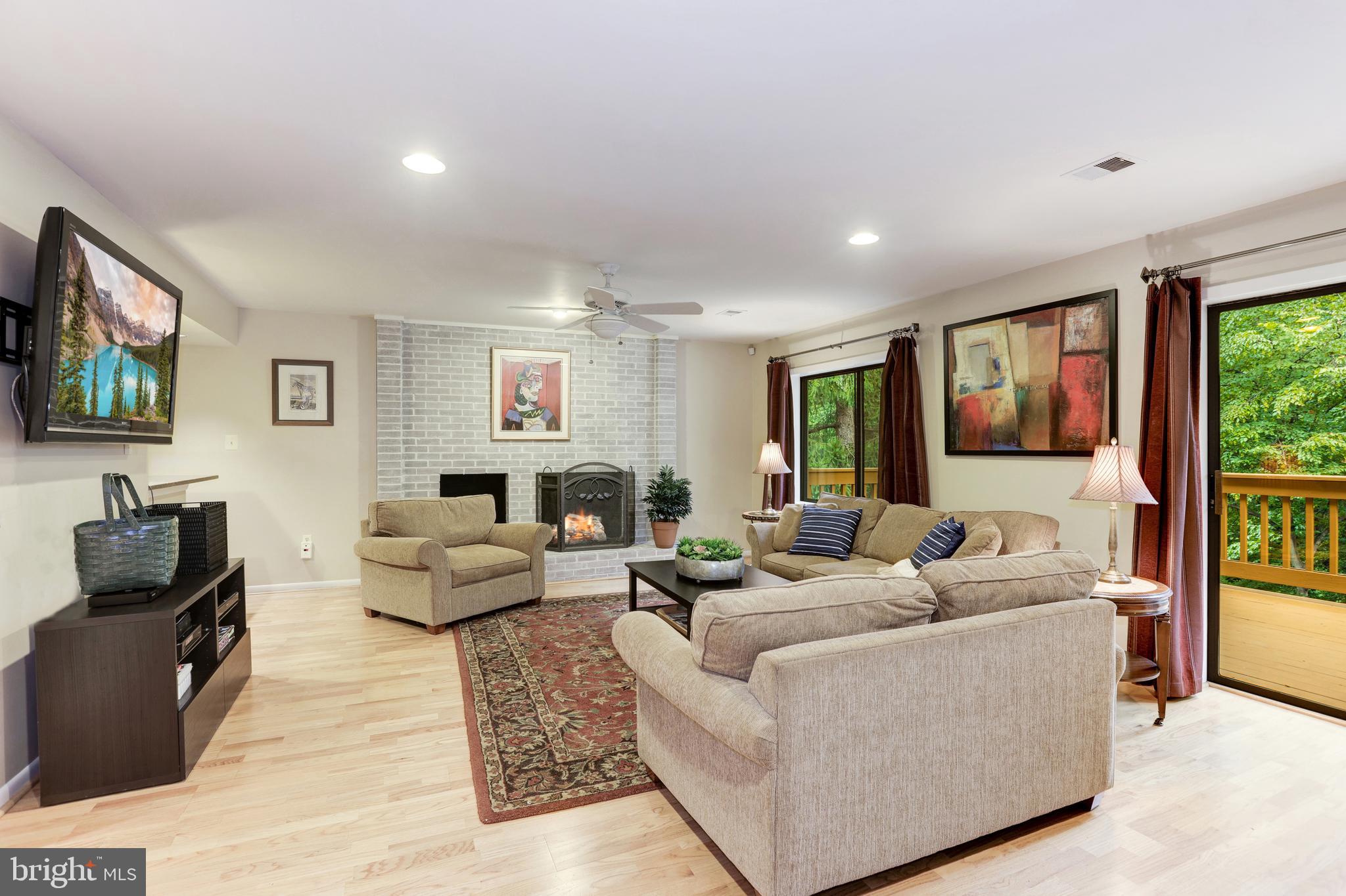 7338 Hooking Road McLean, VA 22101 - Photo 36 of 61 Gallery Image 36