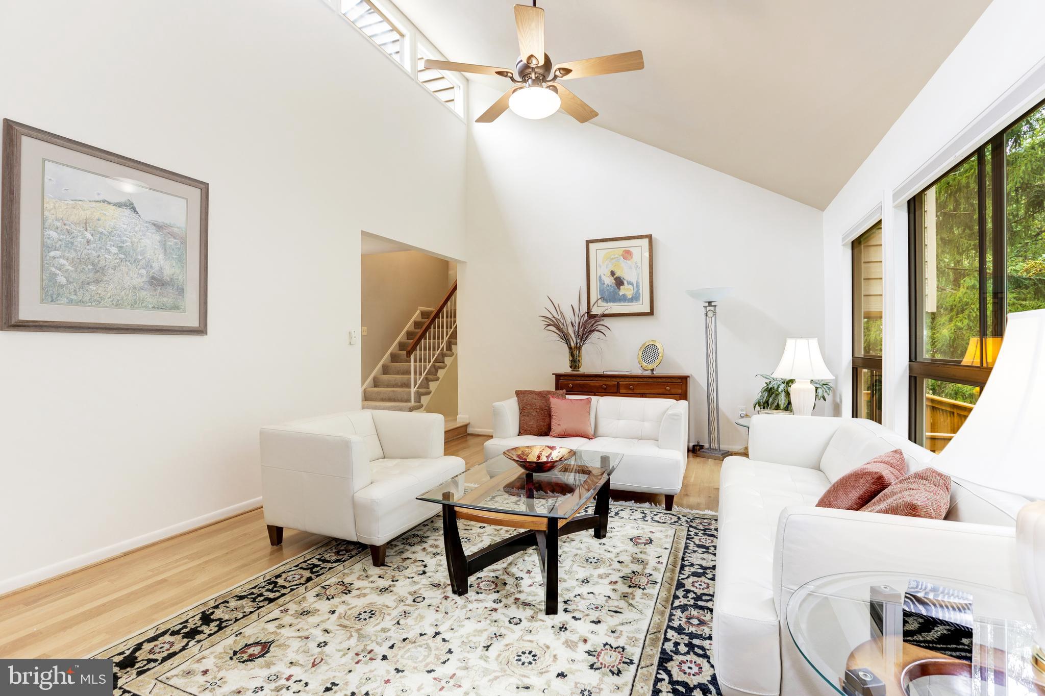 7338 Hooking Road McLean, VA 22101 - Photo 10 of 61 Gallery Image 10