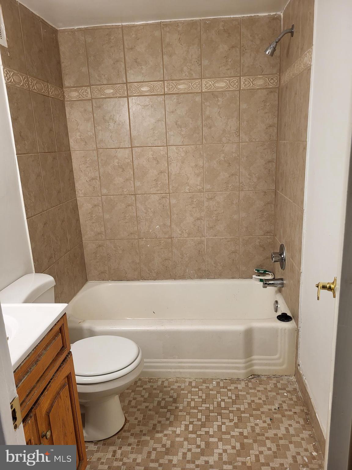 1822 Metzerott Road, Unit B4 Adelphi, MD 20783 - Photo 24 of 27