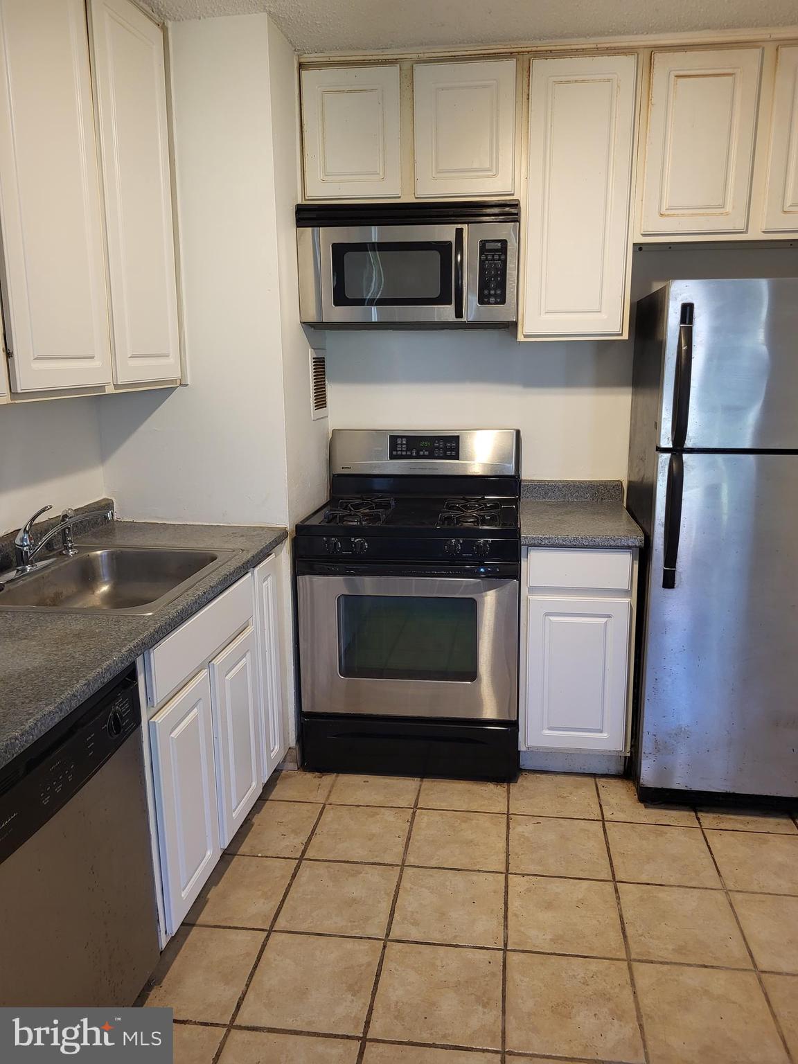 1822 Metzerott Road, Unit B4 Adelphi, MD 20783 - Photo 26 of 27