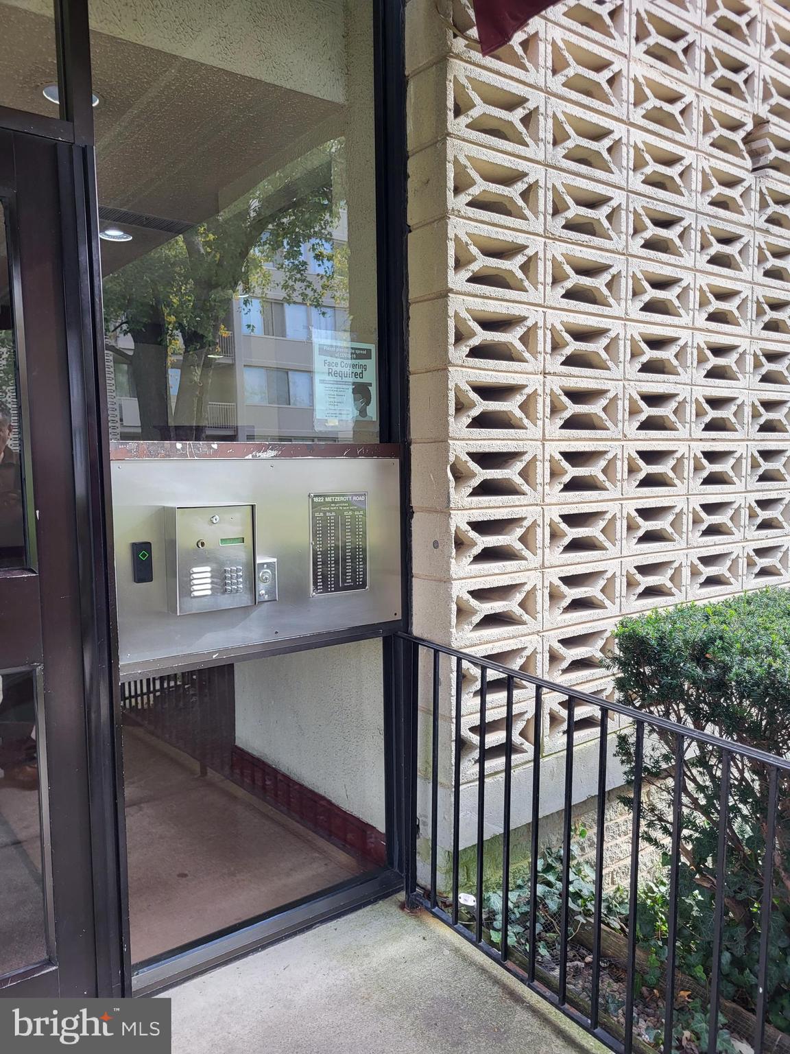 1822 Metzerott Road, Unit B4 Adelphi, MD 20783 - Photo 4 of 27