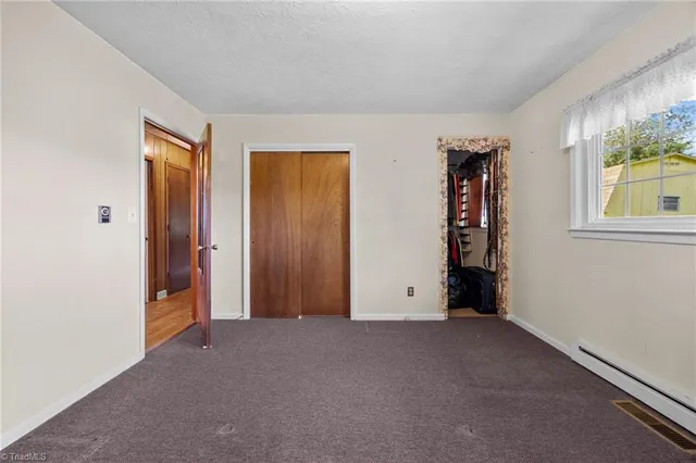 $250,000 | 6821 Highway 65, Summerfield, NC 27358