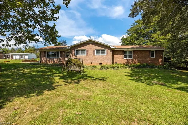 $250,000 | 6821 Highway 65, Summerfield, NC 27358