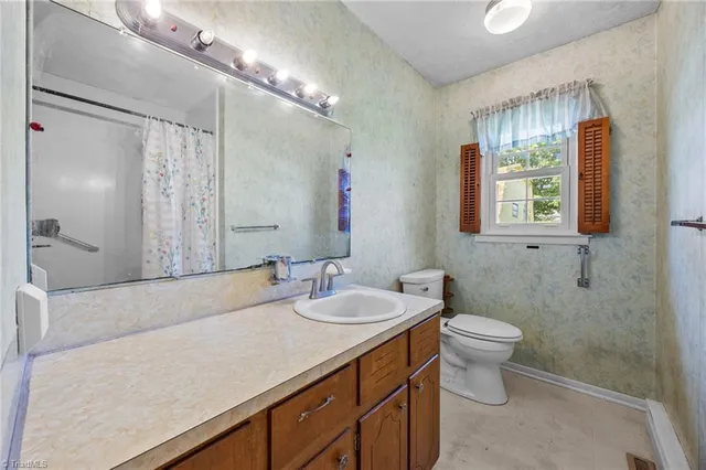 $250,000 | 6821 Highway 65, Summerfield, NC 27358