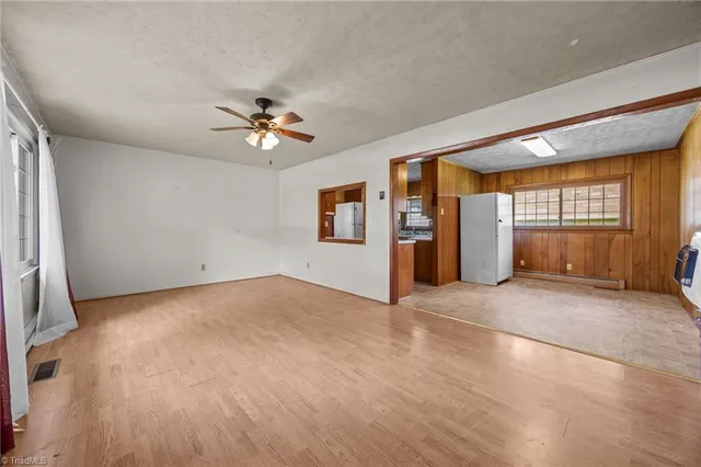 $250,000 | 6821 Highway 65, Summerfield, NC 27358