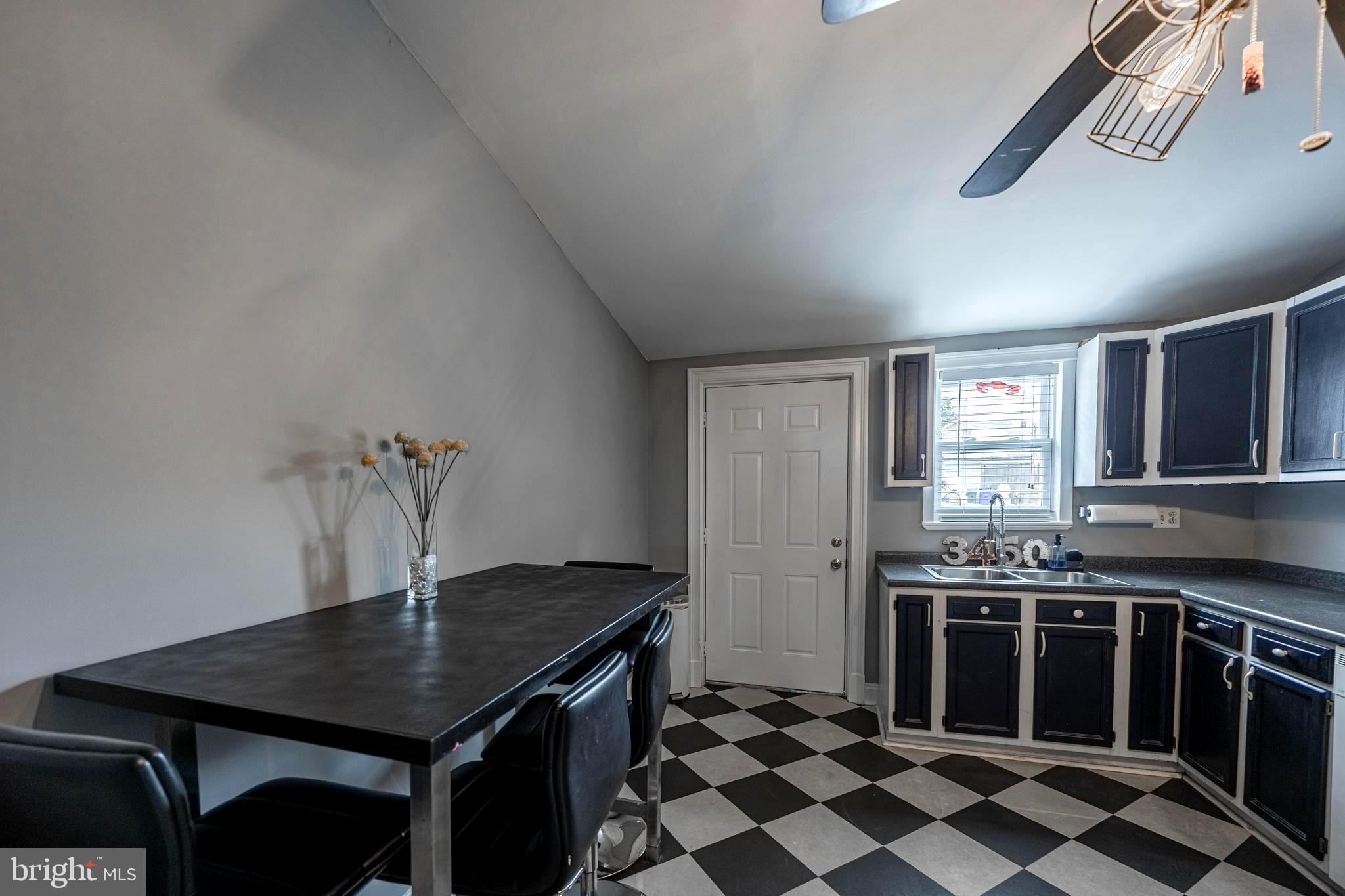 3450 Keswick Road Baltimore, MD 21211 - Photo 12 of 36