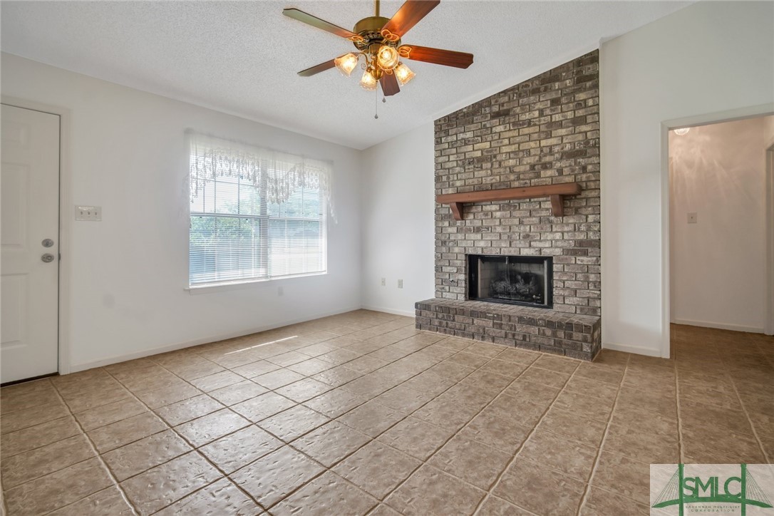 1237 South Rogers Street Pooler, GA 31322 - Photo 4 of 27
