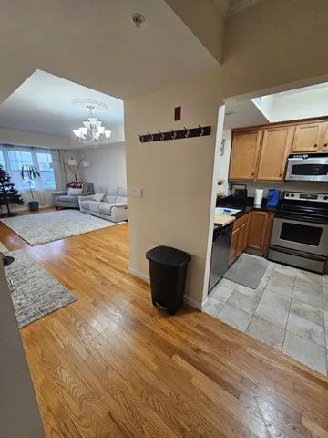 $1,850 | 114 Granite Street, Unit 318, Westerly, RI 02891