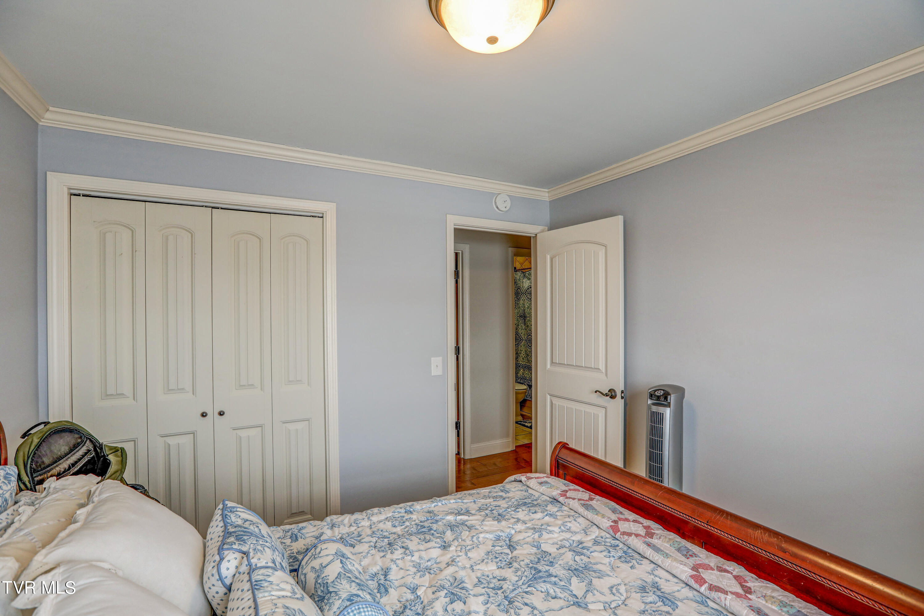 826 Foothills Road Kingsport, TN 37663 - Photo 25 of 31 B42A3123_4_5_6_7