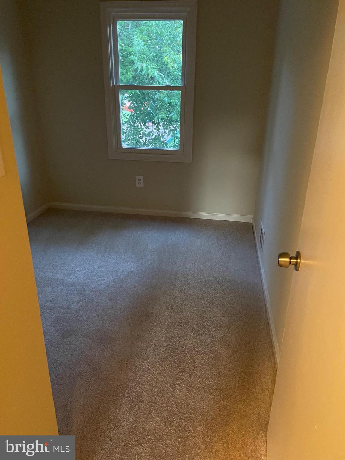 9755 Beech Place Manassas, VA 20110 - Photo 13 of 17